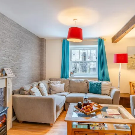 2 Bed In Oc-gl097 Kendal