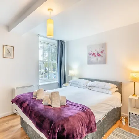 2 Bed In Oc-gl097